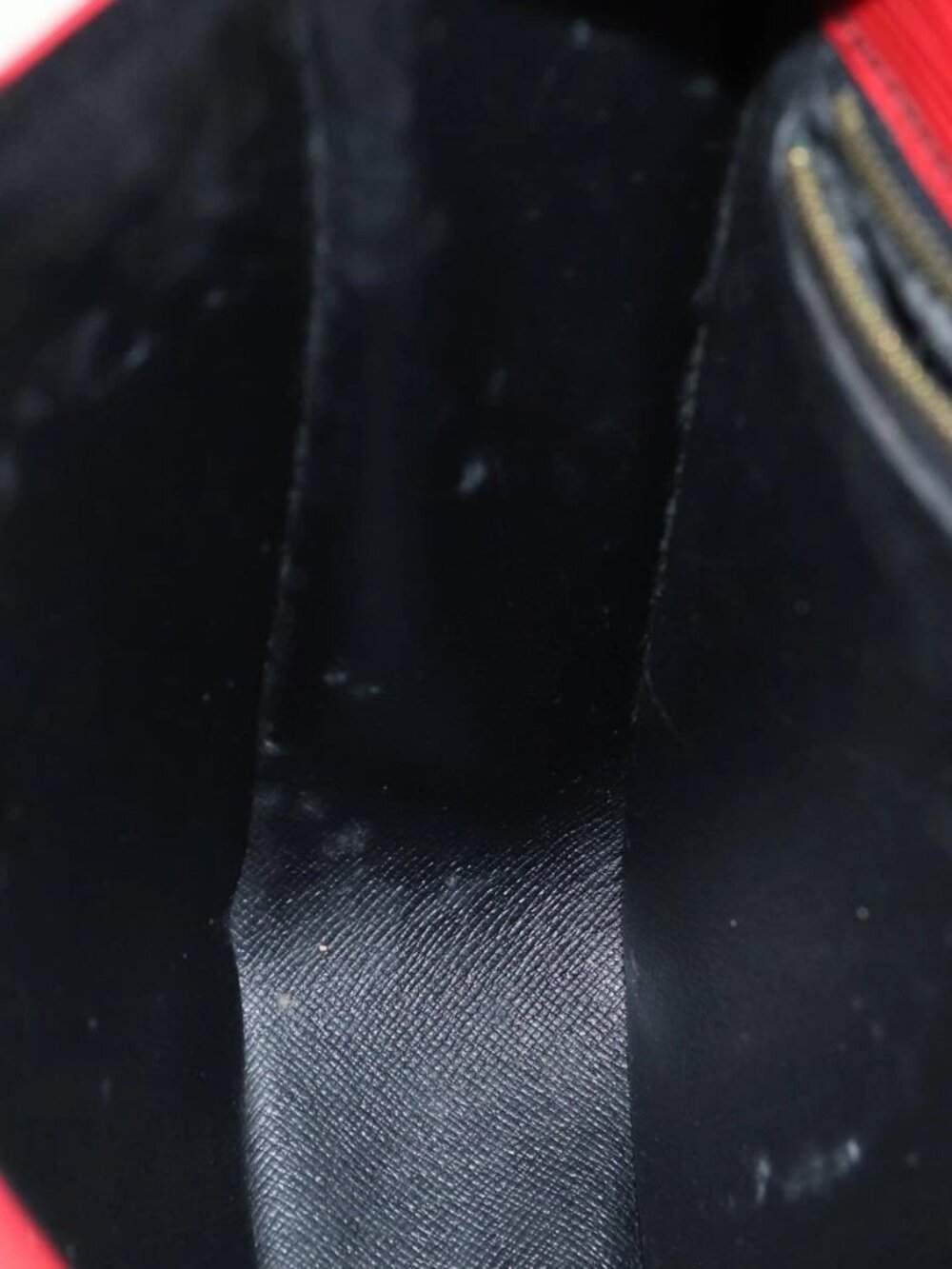 LOUIS VUITTON Epi Saint Cloud GM Shoulder Bag Red - Picture 12 of 16